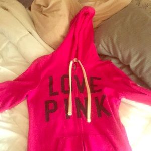 VS Pink zip up “LOVE PINK”.